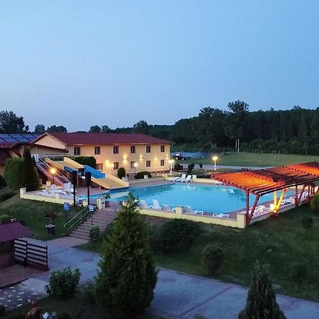 Ligetalja Termal Hotel Peneszlek Exteriér fotografie
